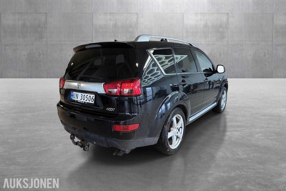 Peugeot 4007 2.2 D 156 HK 4X4 7-SETER NAVI HENGERFESTE