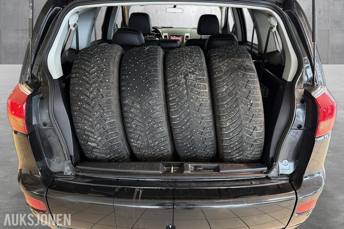 Peugeot 4007 2.2 D 156 HK 4X4 7-SETER NAVI HENGERFESTE