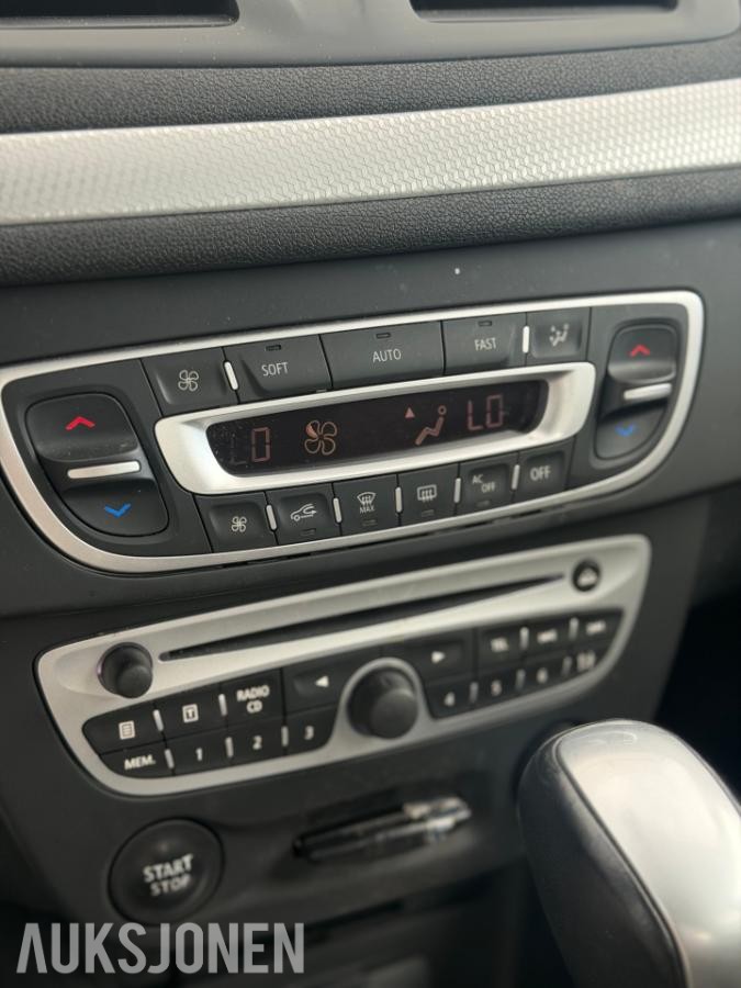2012 Renault Megane-automat-1.5-110 D-146616 km-EU godkjent den 22.07.2026