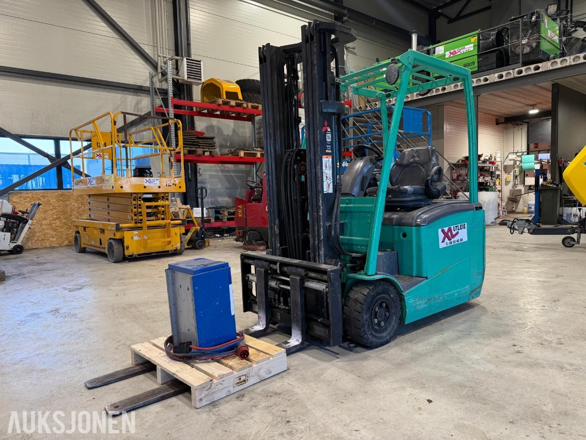 2015 Mitsubishi FB18CPNT Gaffeltruck – 1,8 tonn – gaffelspreder – sideforskyvning