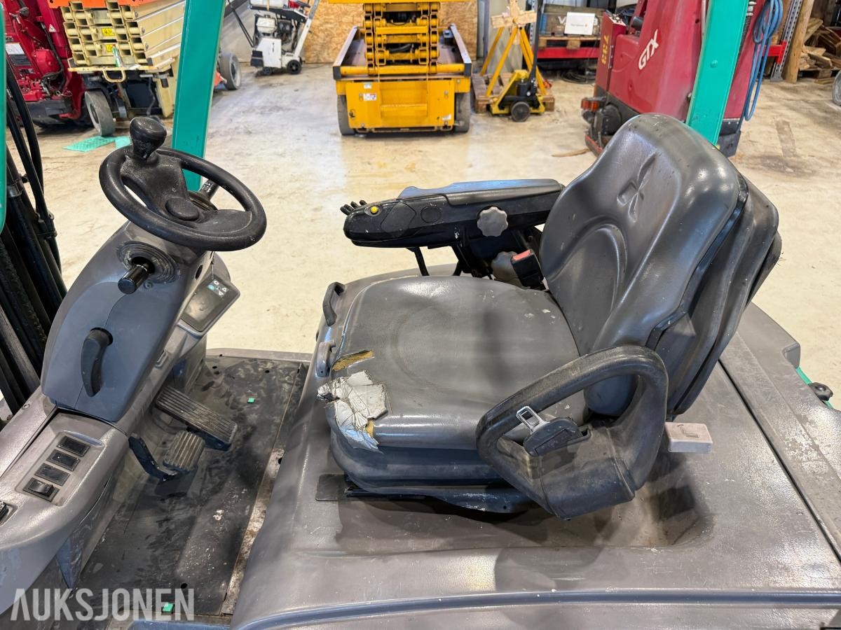 2015 Mitsubishi FB18CPNT Gaffeltruck – 1,8 tonn – gaffelspreder – sideforskyvning
