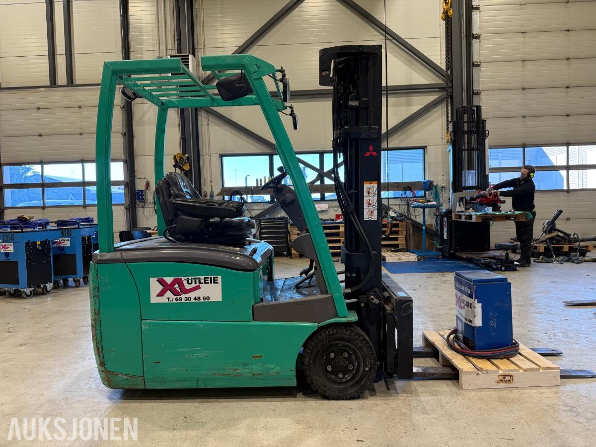 2015 Mitsubishi FB18CPNT Gaffeltruck – 1,8 tonn – gaffelspreder – sideforskyvning