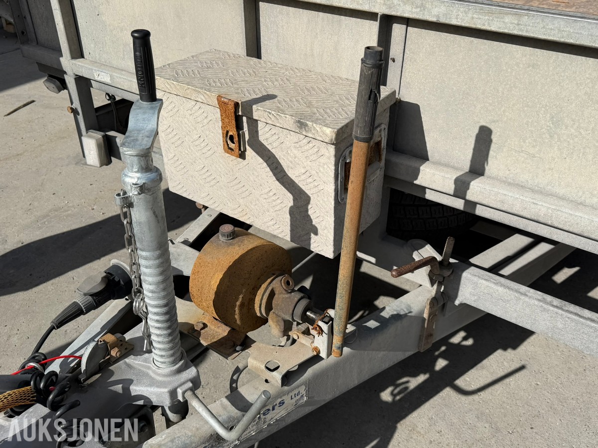 2016 Ifor Williams CT167 Vippeplanshenger - Nylig servet