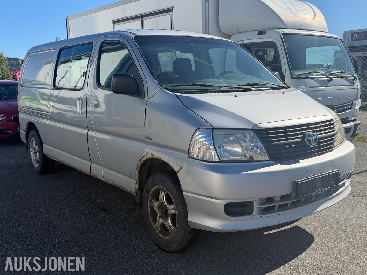 2007 Toyota HIACE 2.5-117 D 4WD - Rep.objekt