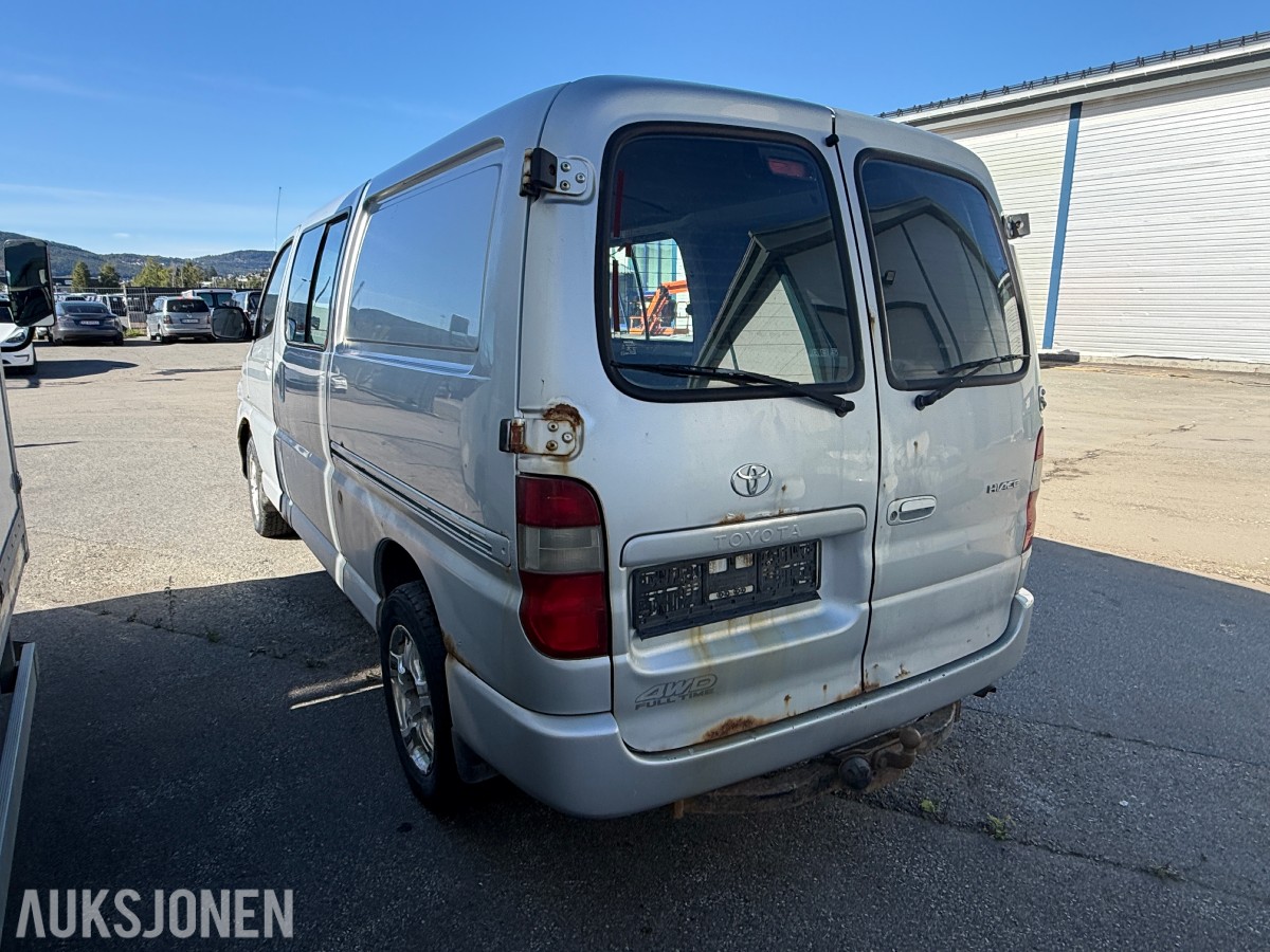 2007 Toyota HIACE 2.5-117 D 4WD - Rep.objekt