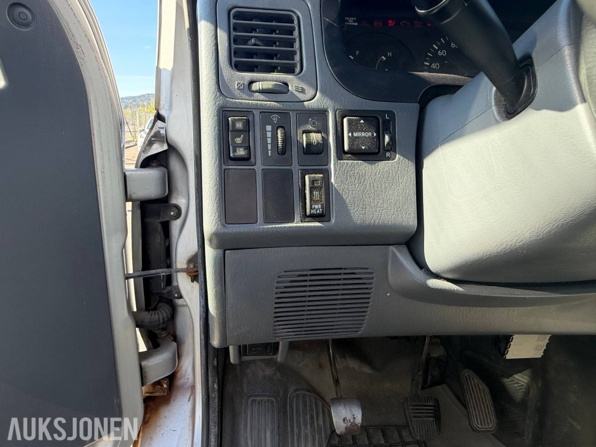 2007 Toyota HIACE 2.5-117 D 4WD - Rep.objekt