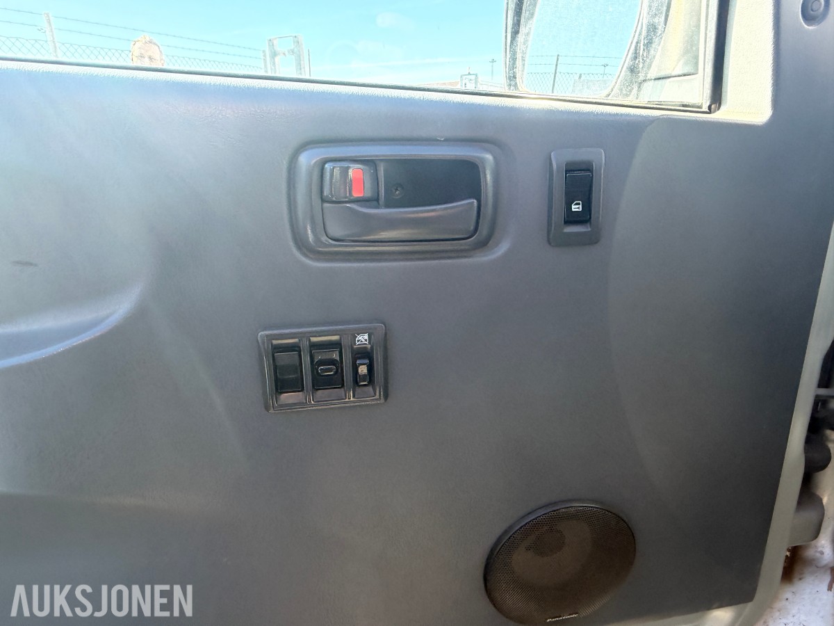 2007 Toyota HIACE 2.5-117 D 4WD - Rep.objekt