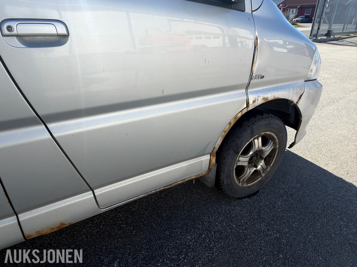 2007 Toyota HIACE 2.5-117 D 4WD - Rep.objekt
