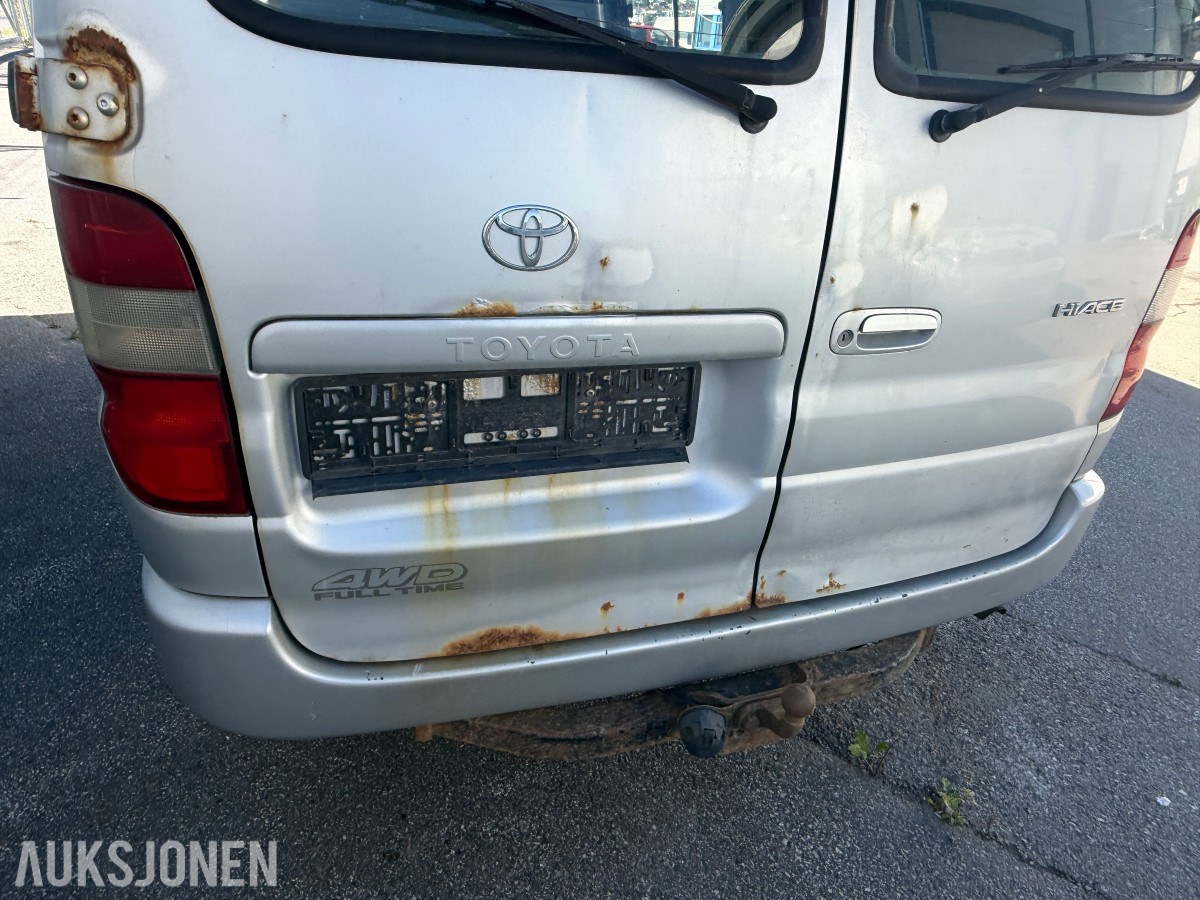 2007 Toyota HIACE 2.5-117 D 4WD - Rep.objekt