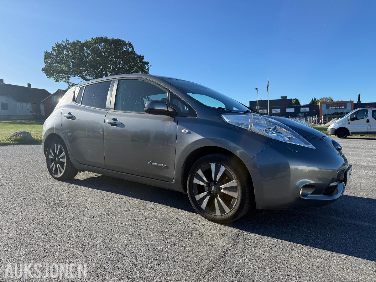 2017 Nissan LEAF 0KW, 99826km.