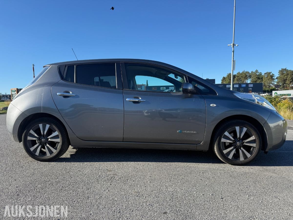 2017 Nissan LEAF 0KW, 99826km.