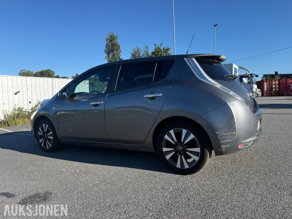 2017 Nissan LEAF 0KW, 99826km.