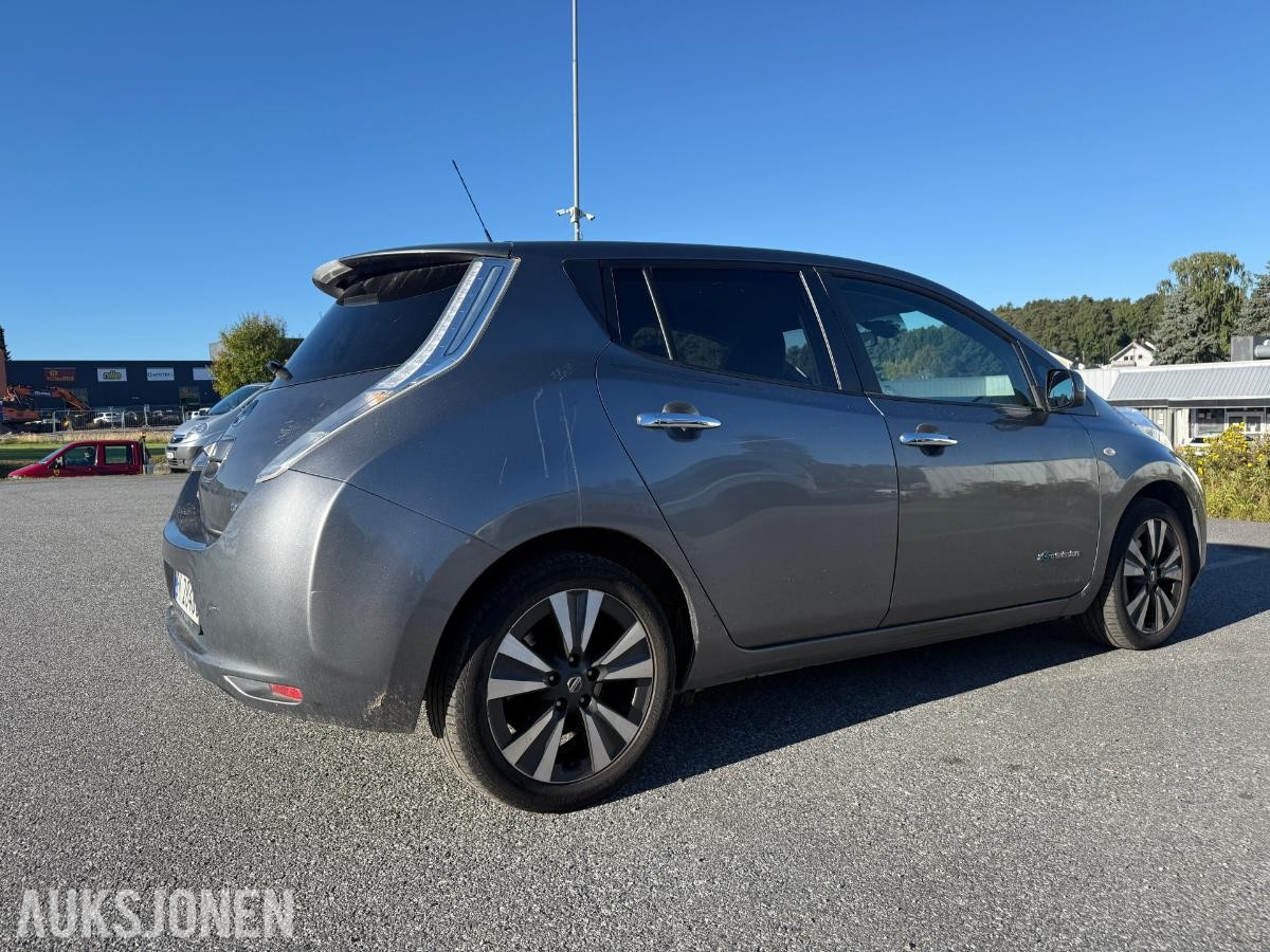 2017 Nissan LEAF 0KW, 99826km.