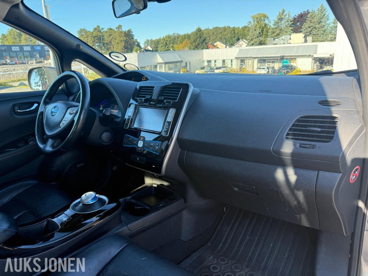 2017 Nissan LEAF 0KW, 99826km.