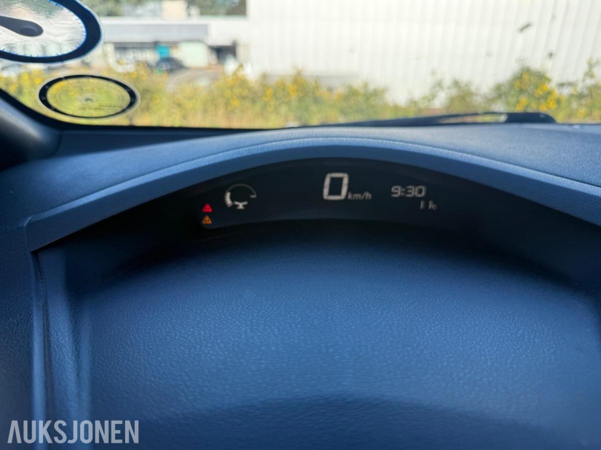 2017 Nissan LEAF 0KW, 99826km.