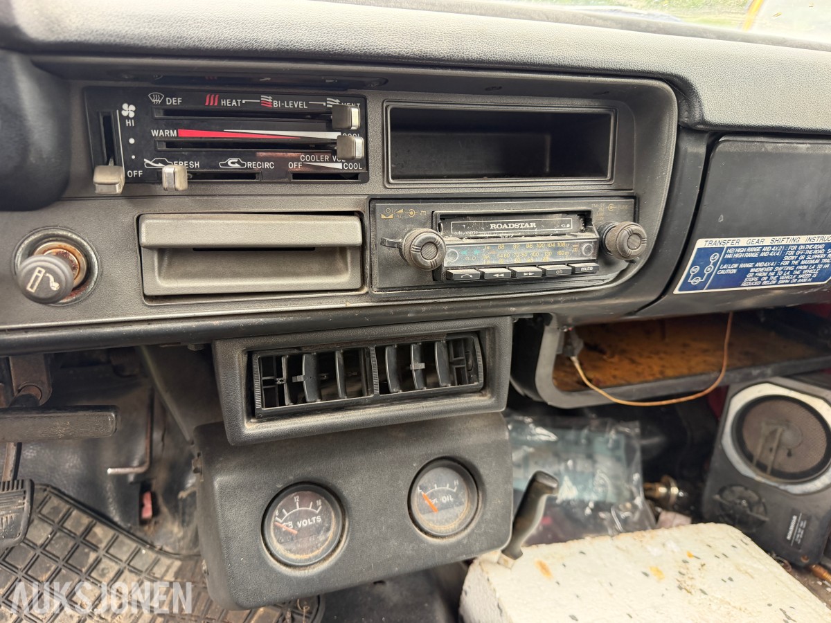 1981 TOYOTA HILUX 4WD - PROSJEKT - SAMLEROBJEKT? 
