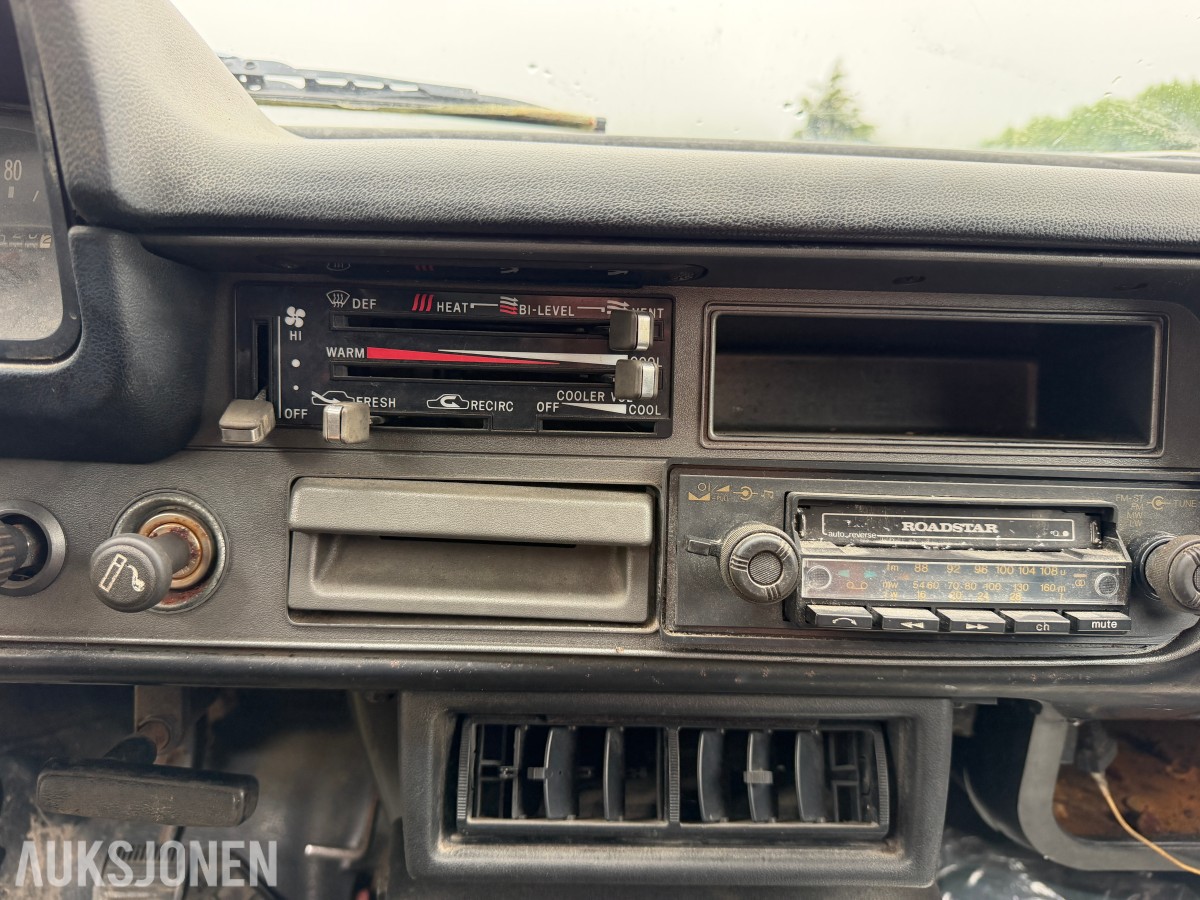 1981 TOYOTA HILUX 4WD - PROSJEKT - SAMLEROBJEKT? 