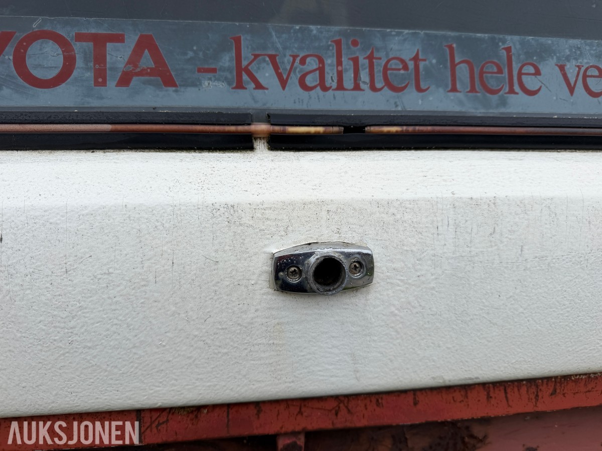 1981 TOYOTA HILUX 4WD - PROSJEKT - SAMLEROBJEKT? 