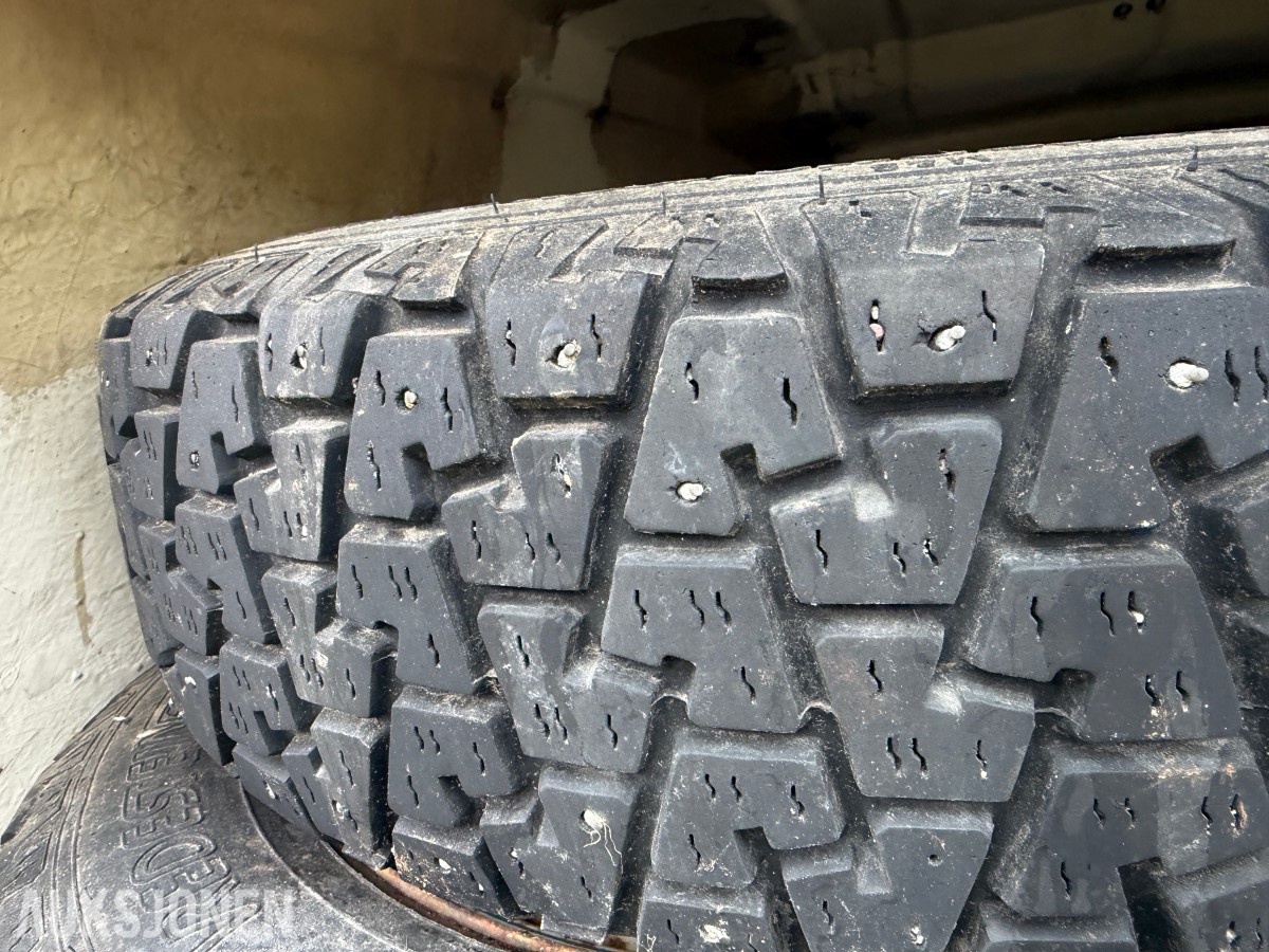1981 TOYOTA HILUX 4WD - PROSJEKT - SAMLEROBJEKT? 