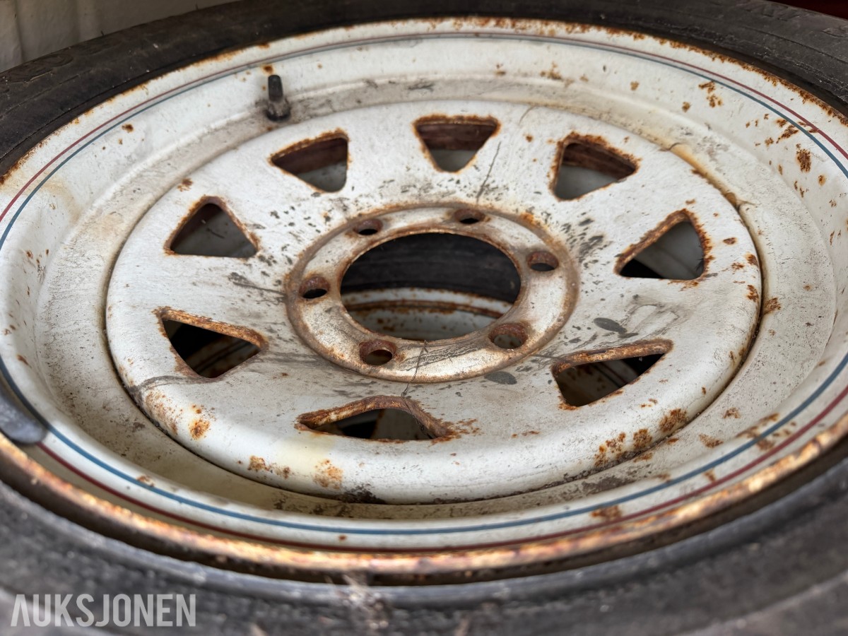 1981 TOYOTA HILUX 4WD - PROSJEKT - SAMLEROBJEKT? 