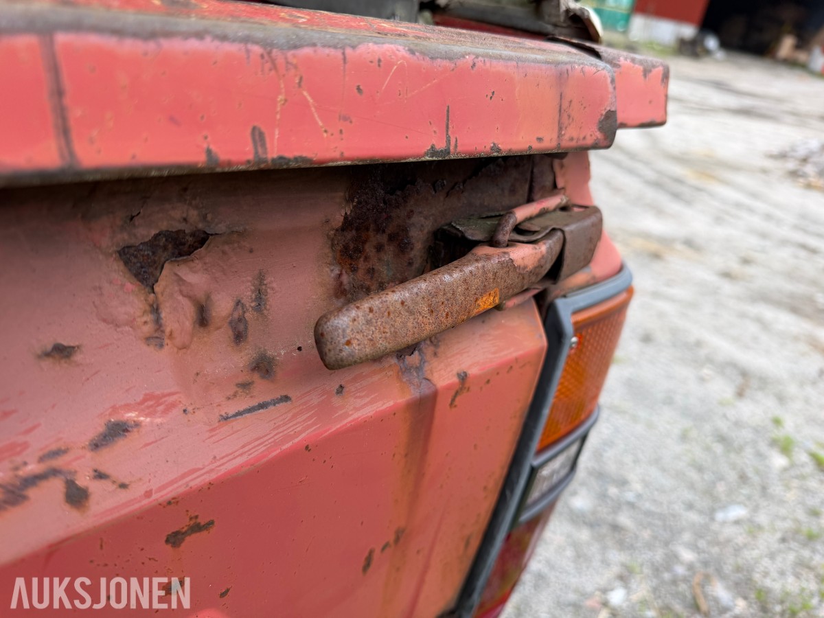 1981 TOYOTA HILUX 4WD - PROSJEKT - SAMLEROBJEKT? 