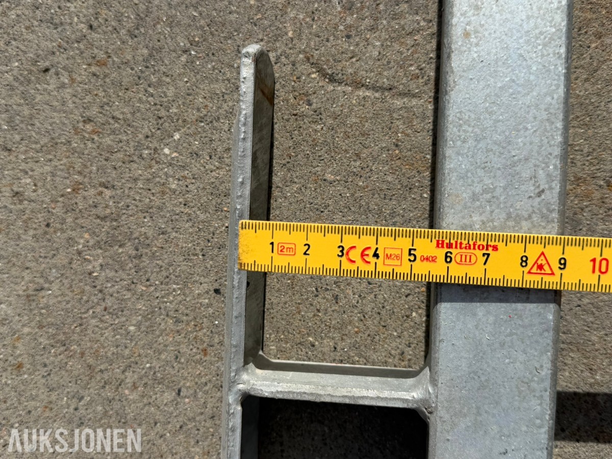 Combisafe rekkverksstolpe 1.2m - ca 150 stk