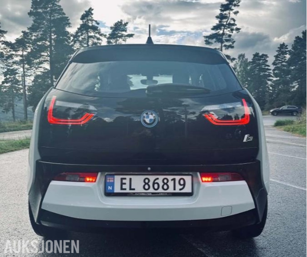 2015 BMW i3 Cruisekontroll, Navigasjon, S+V dekk, EU ok til 09.2027