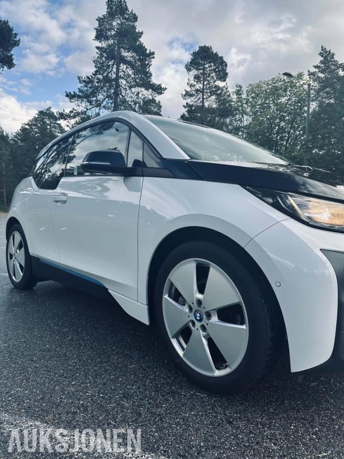 2015 BMW i3 Cruisekontroll, Navigasjon, S+V dekk, EU ok til 09.2027