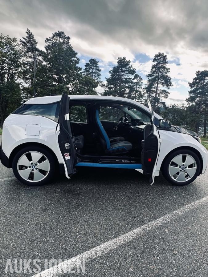 2015 BMW i3 Cruisekontroll, Navigasjon, S+V dekk, EU ok til 09.2027