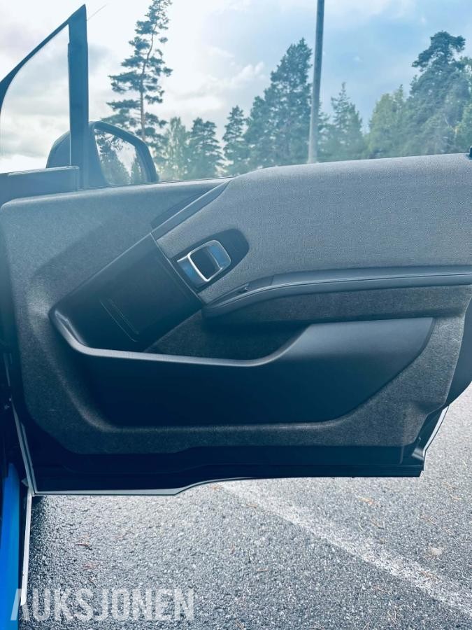 2015 BMW i3 Cruisekontroll, Navigasjon, S+V dekk, EU ok til 09.2027