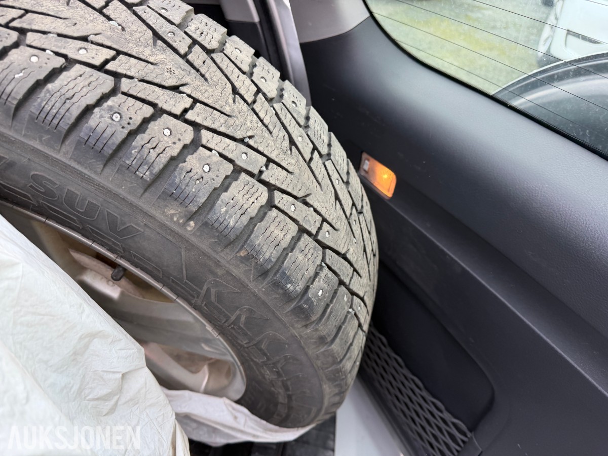 2006 TOYOTA RAV4 2.2 D-4D 4WD SKINN HENGERFESTE