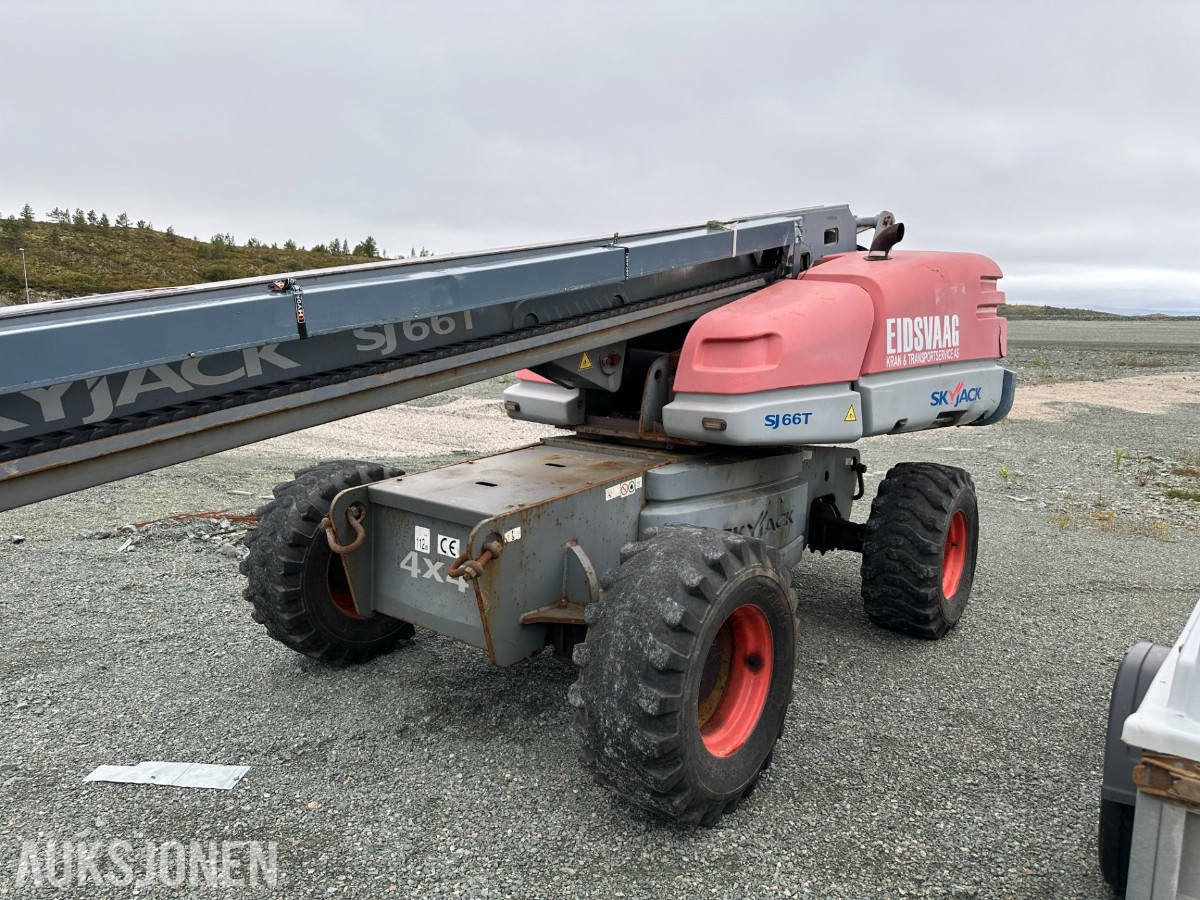 2011 Skyjack SJ66T bomlift, 3502 t, 4x4