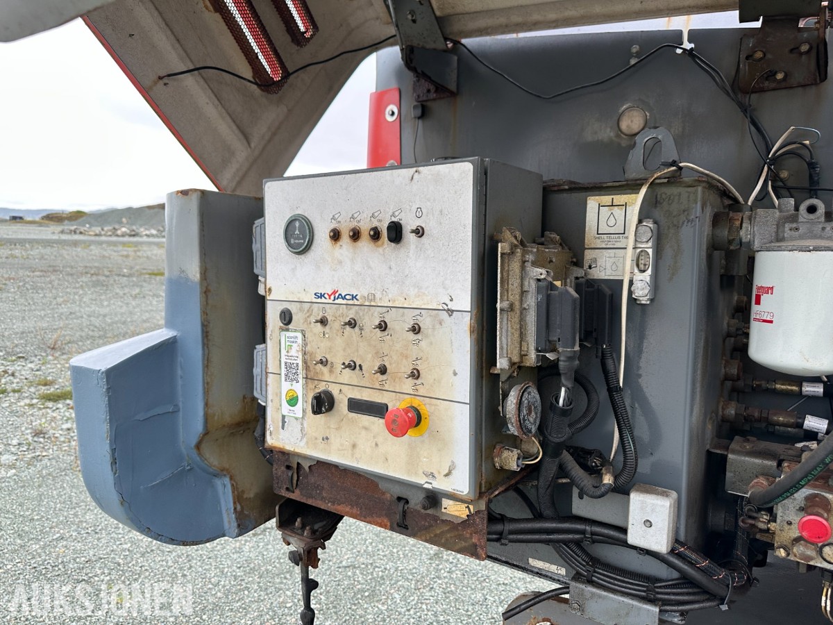 2011 Skyjack SJ66T bomlift, 3502 t, 4x4