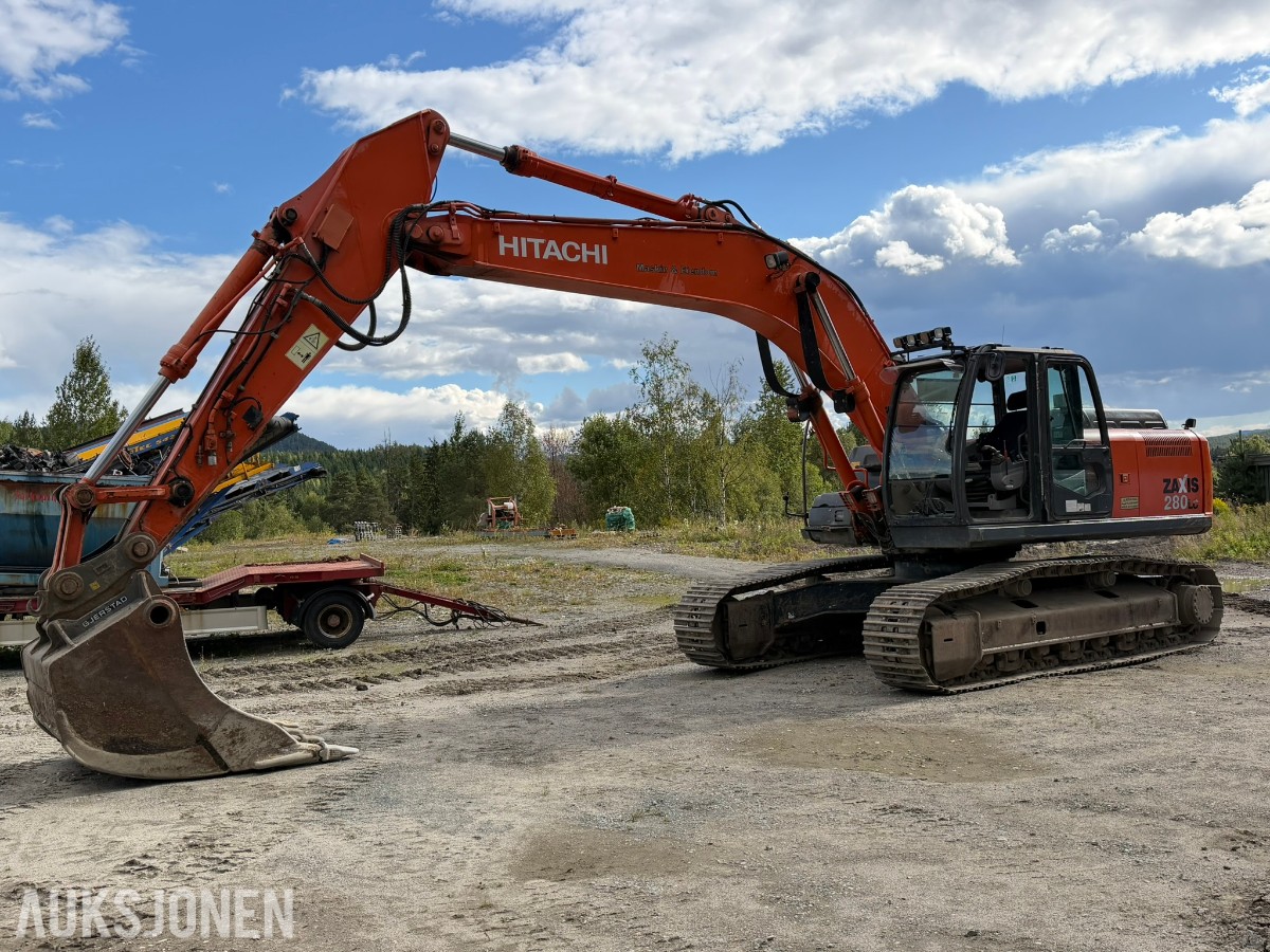 2010 Hitachi Zaxis ZX280LC-3 Gravemaskin