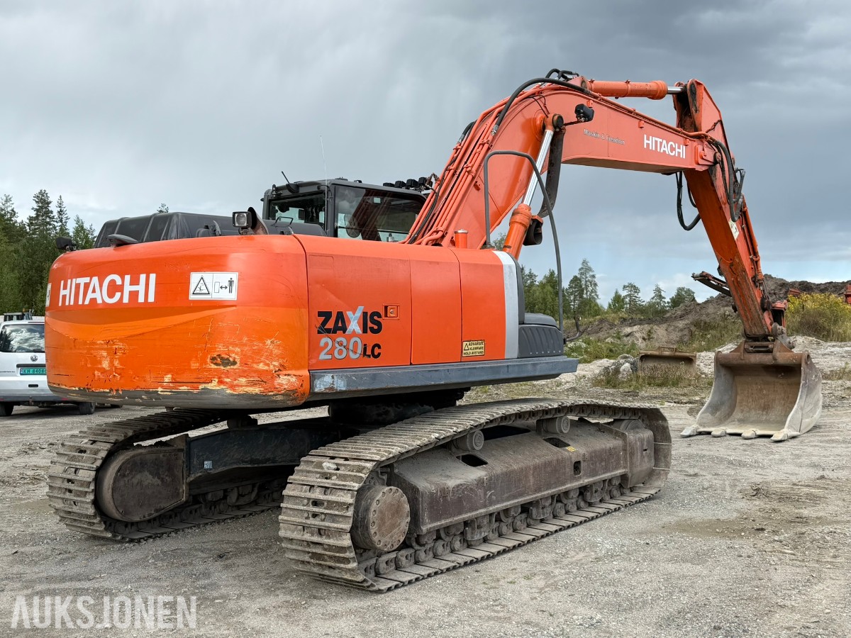 2010 Hitachi Zaxis ZX280LC-3 Gravemaskin