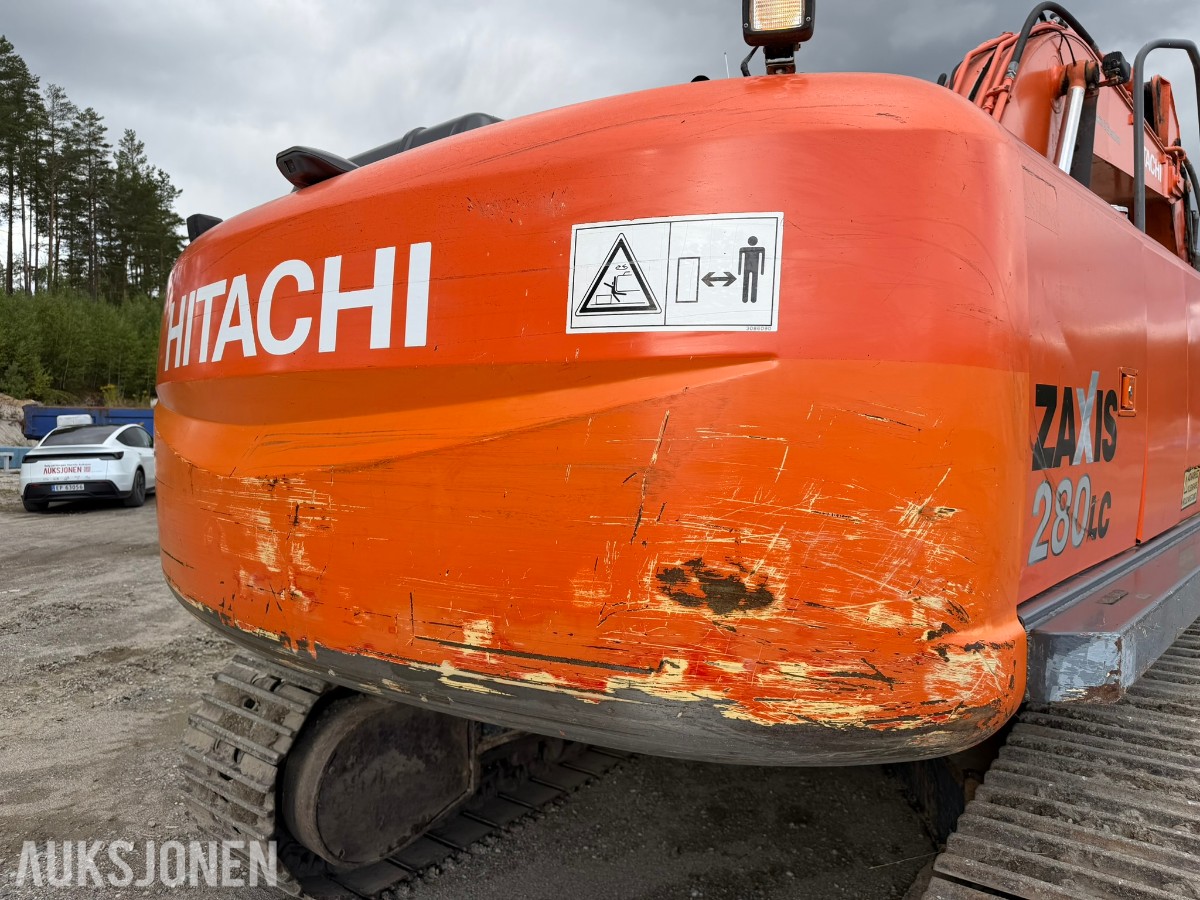 2010 Hitachi Zaxis ZX280LC-3 Gravemaskin