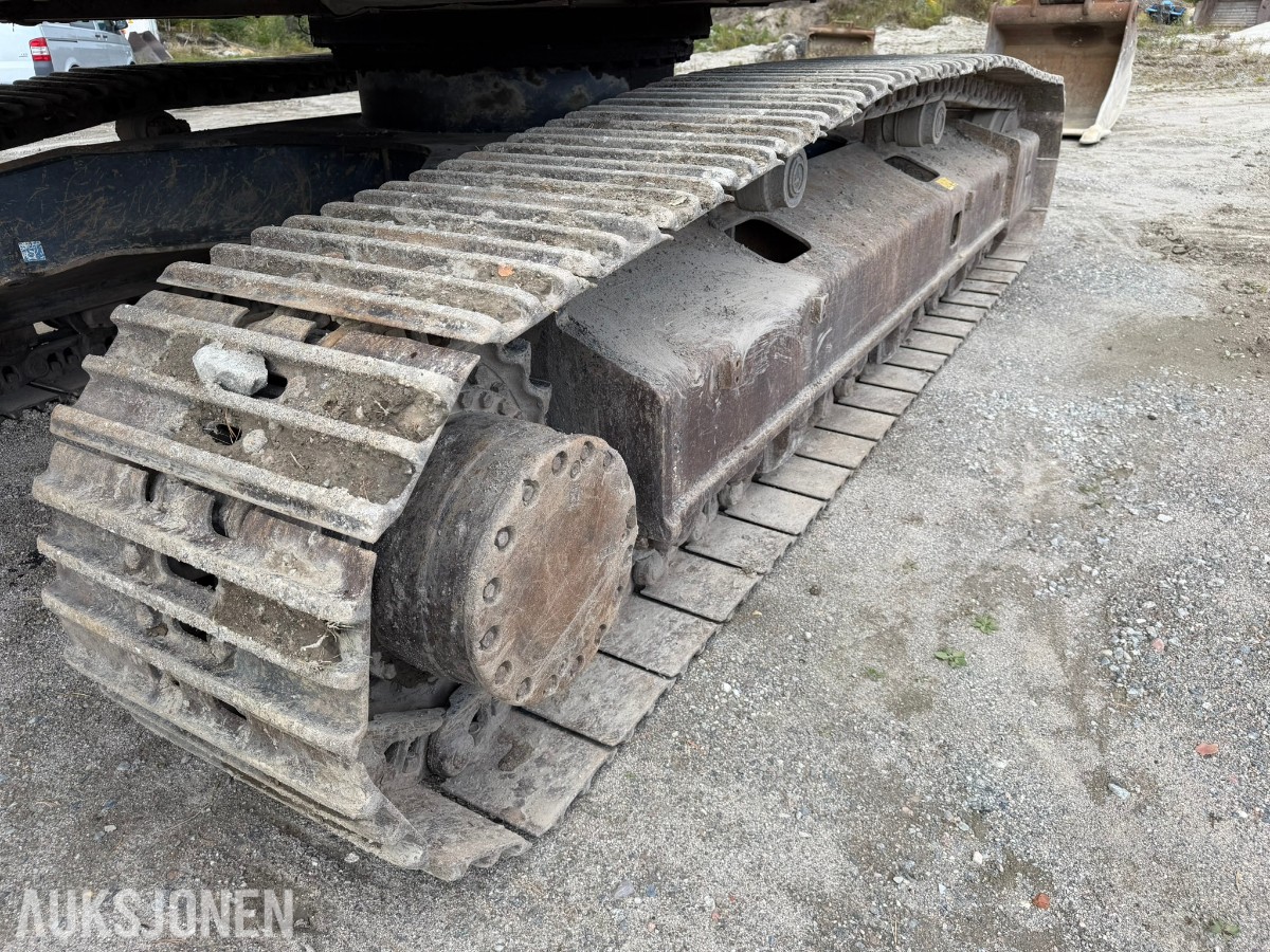 2010 Hitachi Zaxis ZX280LC-3 Gravemaskin