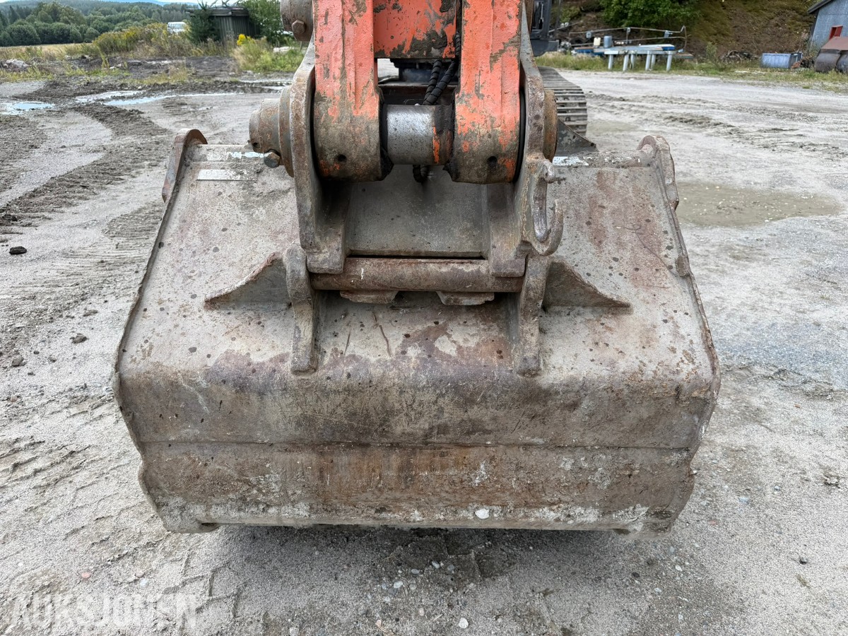 2010 Hitachi Zaxis ZX280LC-3 Gravemaskin