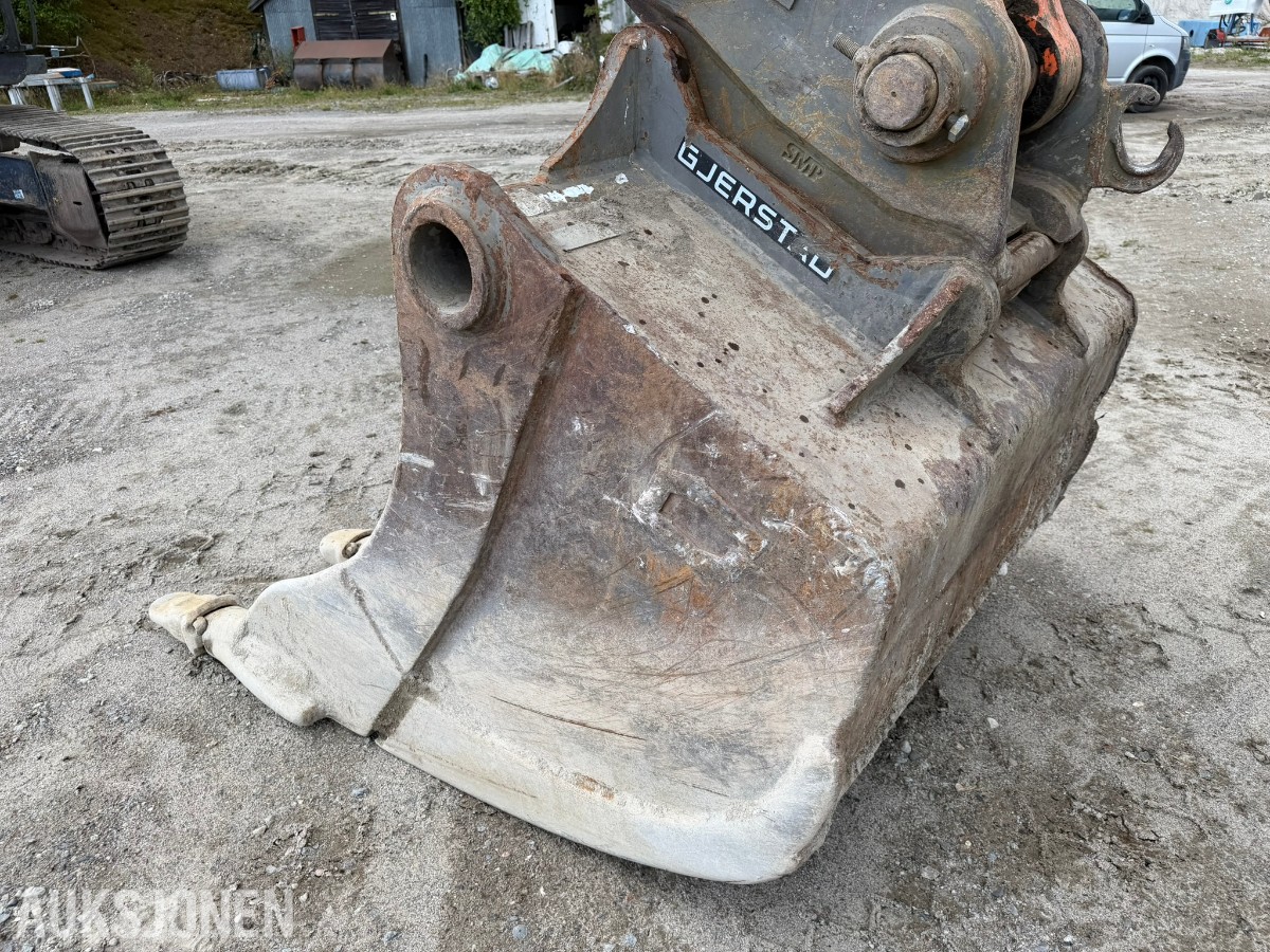 2010 Hitachi Zaxis ZX280LC-3 Gravemaskin