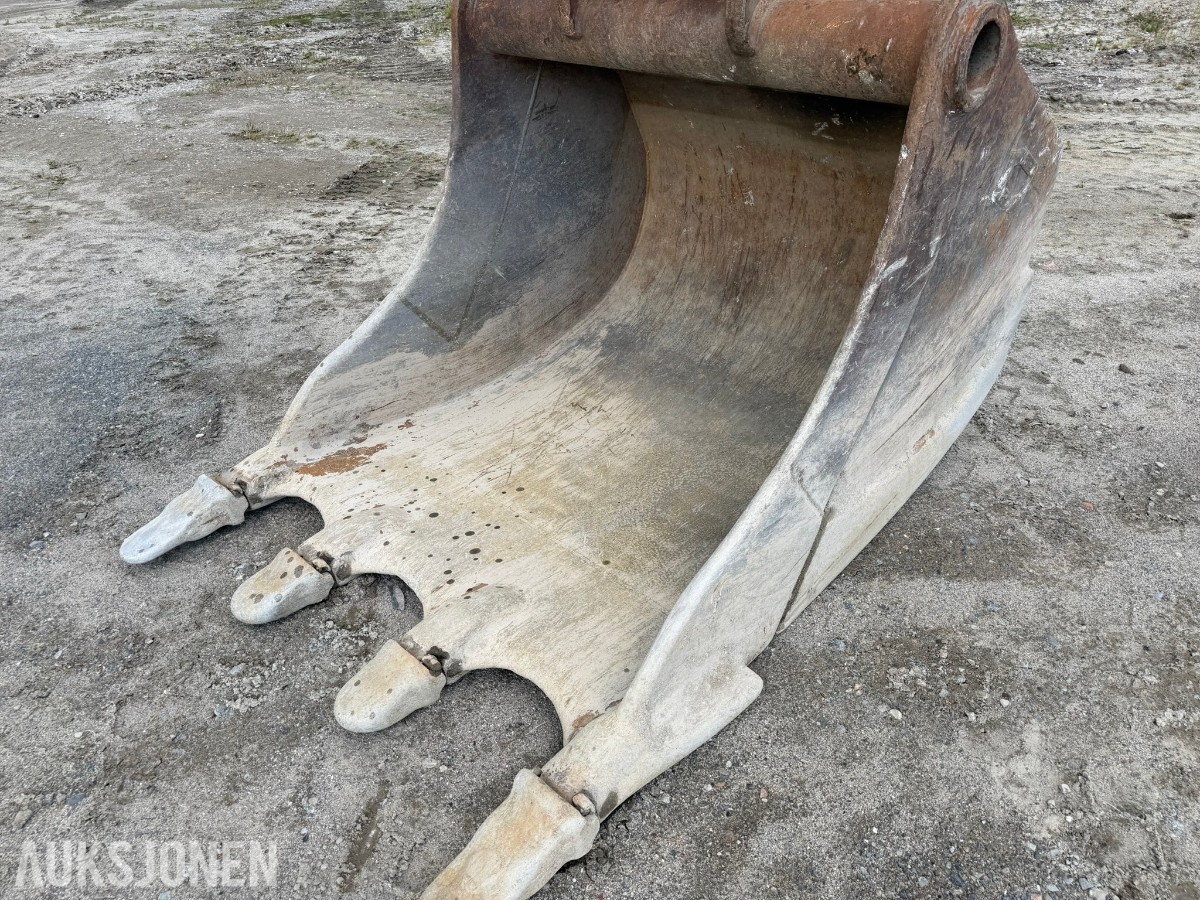2010 Hitachi Zaxis ZX280LC-3 Gravemaskin