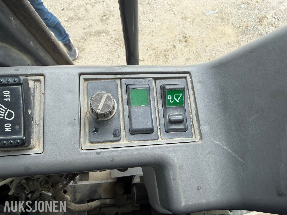 2010 Hitachi Zaxis ZX280LC-3 Gravemaskin