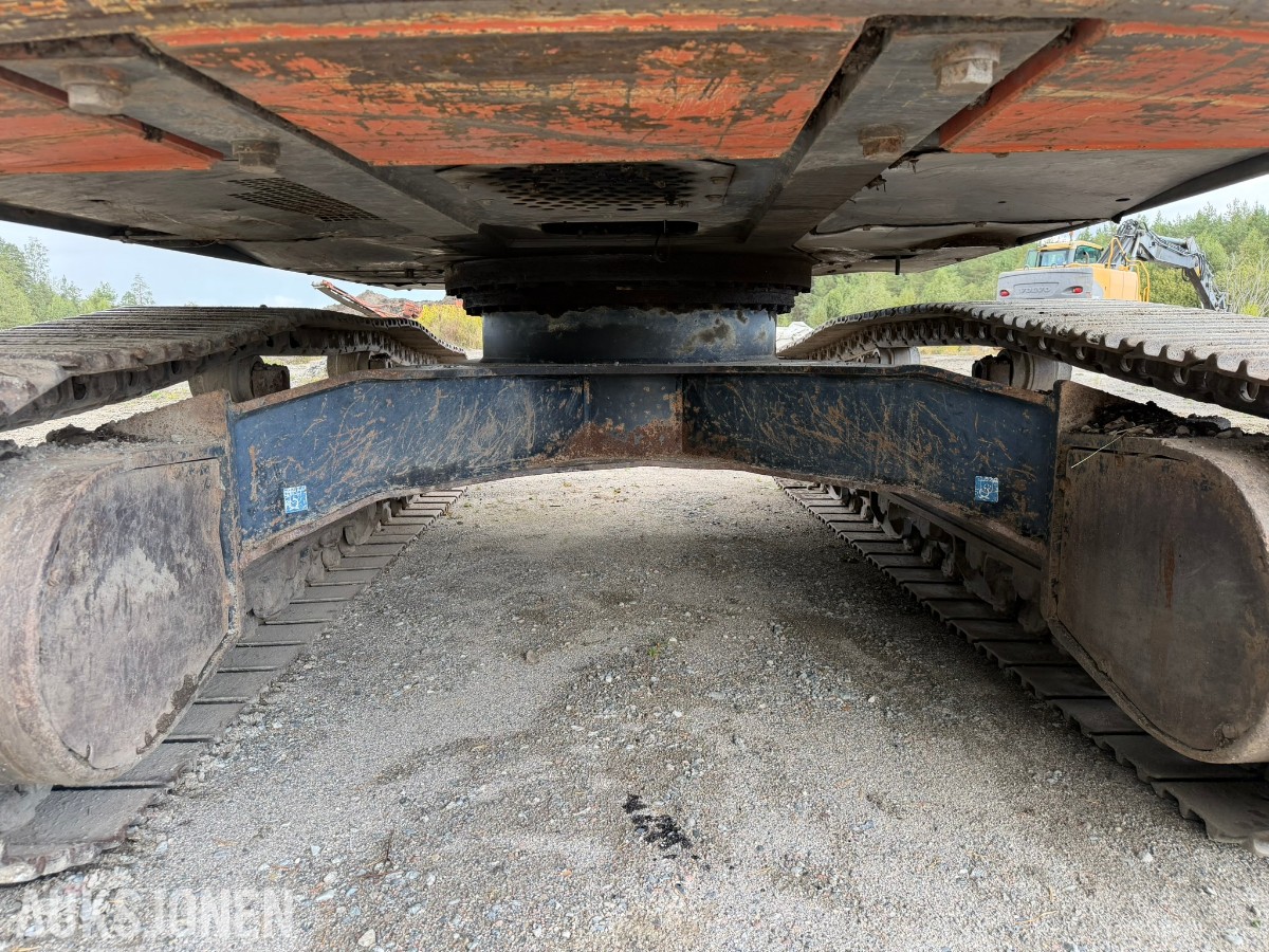 2010 Hitachi Zaxis ZX280LC-3 Gravemaskin