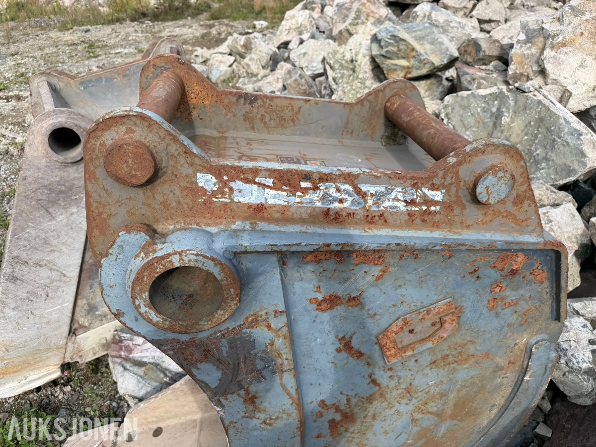 2010 Hitachi Zaxis ZX280LC-3 Gravemaskin