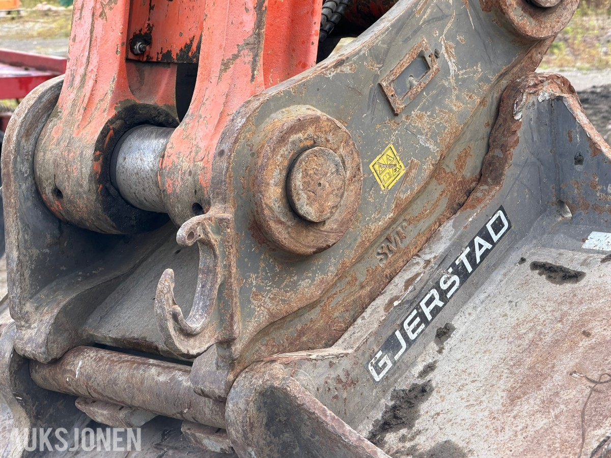 2010 Hitachi Zaxis ZX280LC-3 Gravemaskin