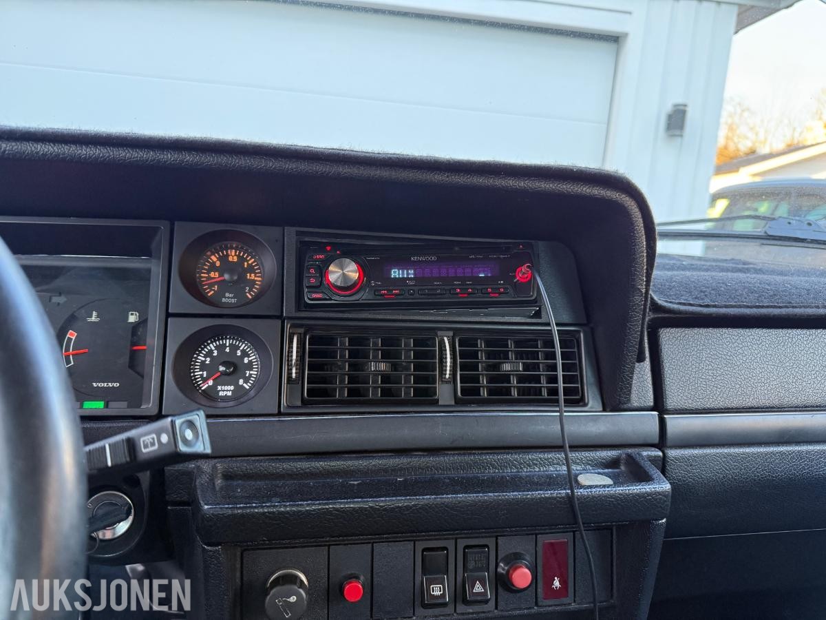 1991 Volvo 245 Turbo 2.3 Bensin 116hk