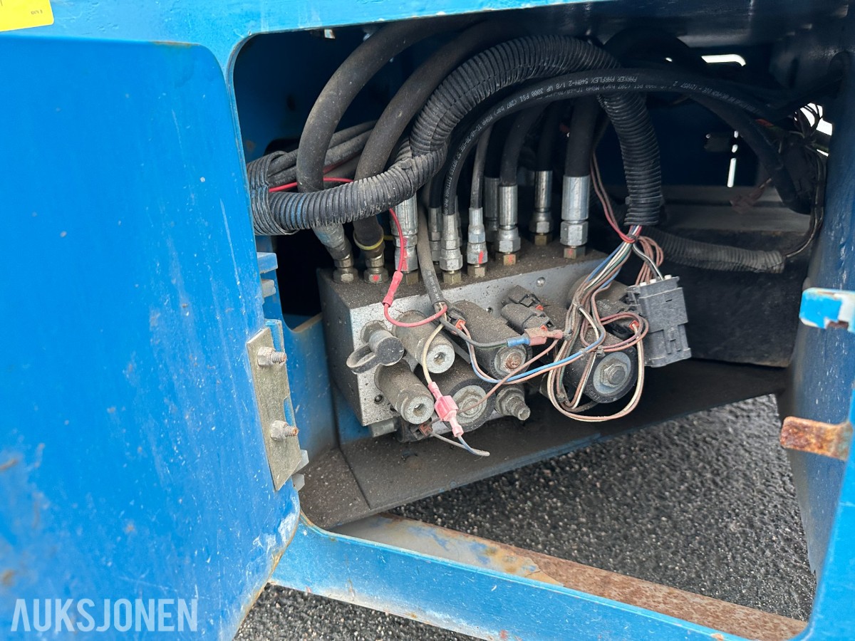 2010 Genie GS-2646 sakselift, 411 t