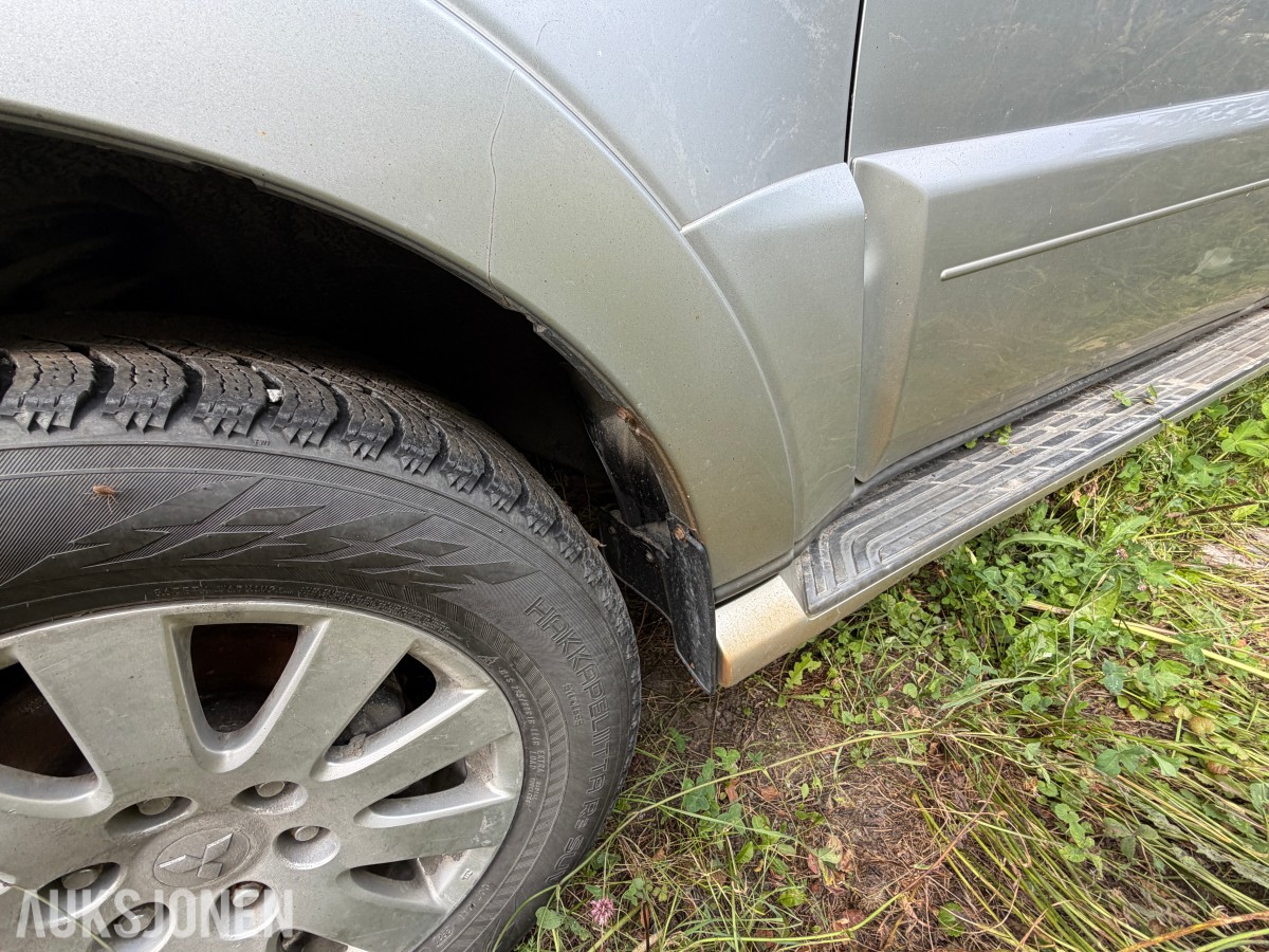 2007 Mitsubishi PAJERO 3.2-170 DI-D 4WD / Rep.objekt