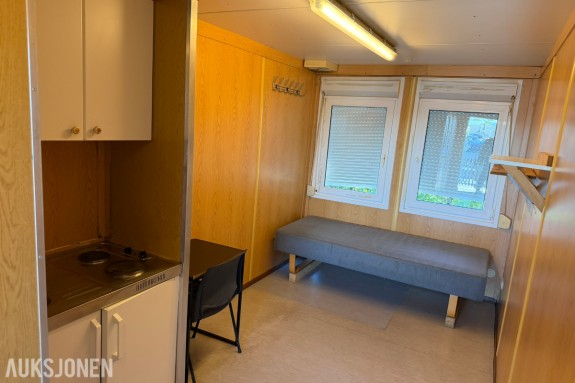 2004 20 fots Uniteam modulcontainer - Boligbrakke - Brakkerigg med dusj, kjøkken, seng og spiseplass