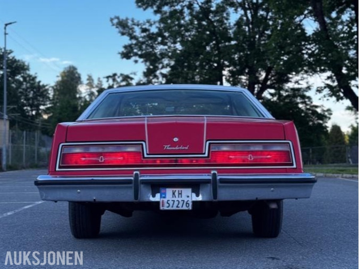 1976 Ford Thunderbird 5.8 163HK Automat