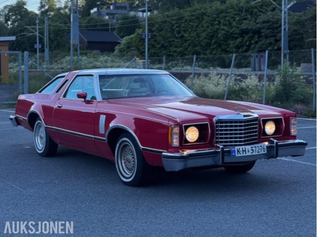 1976 Ford Thunderbird 5.8 163HK Automat